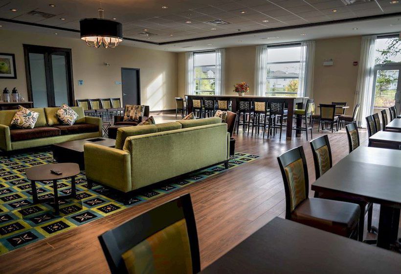 Hotel Holiday Inn Express & Suites Spruce Grove | Edmonton | Alberta | Canada 12