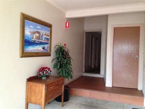 Hotel Burwood Lodge | Burwood | Victoria | Australia 3