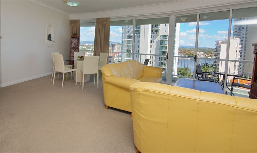 Hotel Surfers Mayfair | Gold Coast  | Queensland | Australia 11