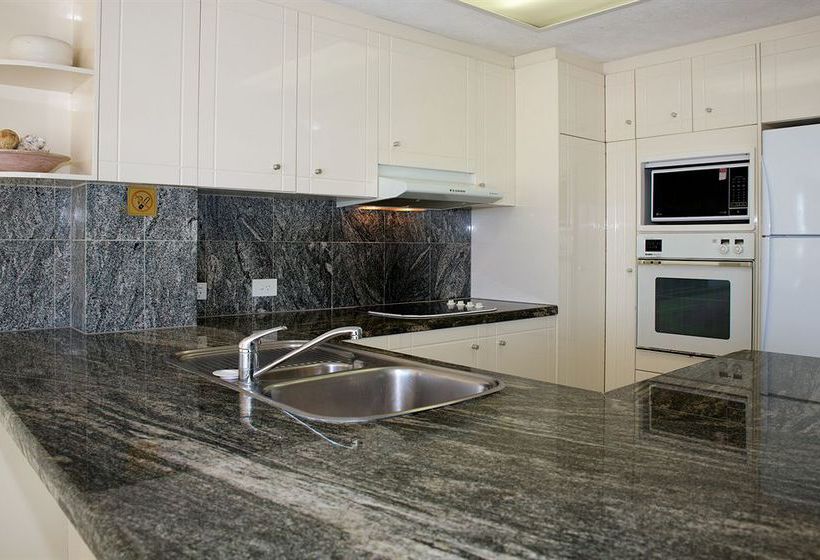 Hotel Surfers Mayfair | Gold Coast  | Queensland | Australia 9