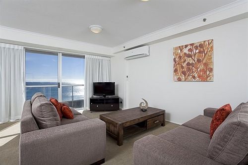 Hotel Points North Apartments | Gold Coast  | Queensland | Australia 9