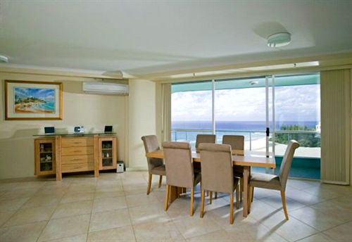 Hotel Ocean Plaza | Gold Coast  | Queensland | Australia 3