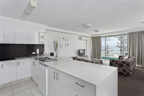 Hotel Ocean Plaza | Gold Coast  | Queensland | Australia 8