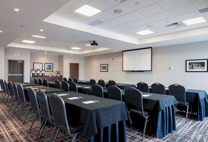 Hotel Hampton Inn & Suites Airdrie | Airdrie | Alberta | Canada 17