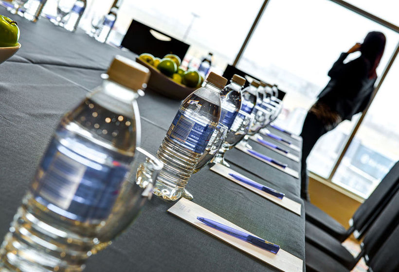 Hotel Clique Calgary Airport | Calgary | Alberta | Canada 20