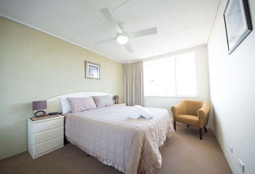 Hotel Wyuna Beachfront Apartments | Burleigh Heads | Queensland | Australia 12