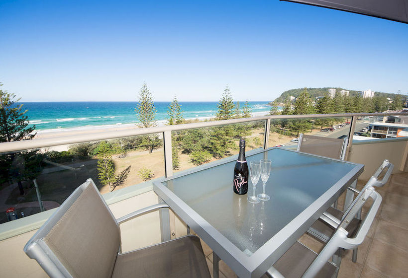 Hotel Wyuna Beachfront Apartments | Burleigh Heads | Queensland | Australia 14