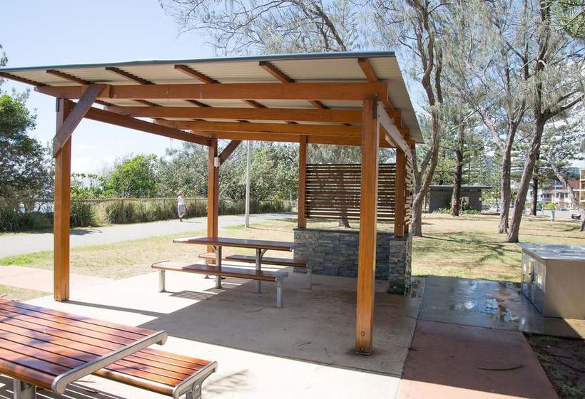 Hotel Wyuna Beachfront Apartments | Burleigh Heads | Queensland | Australia 18