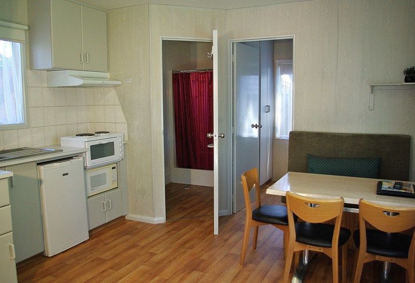 Hotel Anglesea Beachfront Family Caravan Park | Anglesea | Victoria | Australia 20