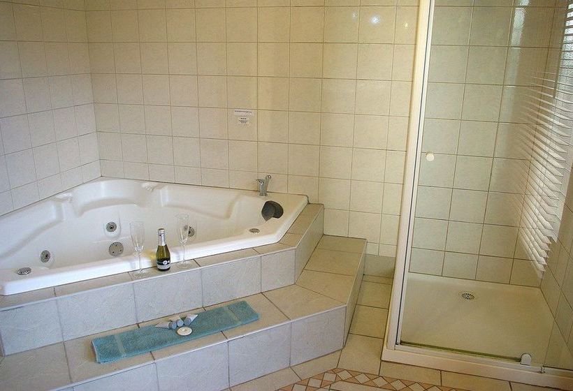 Hotel Anglesea Beachfront Family Caravan Park | Anglesea | Victoria | Australia 3