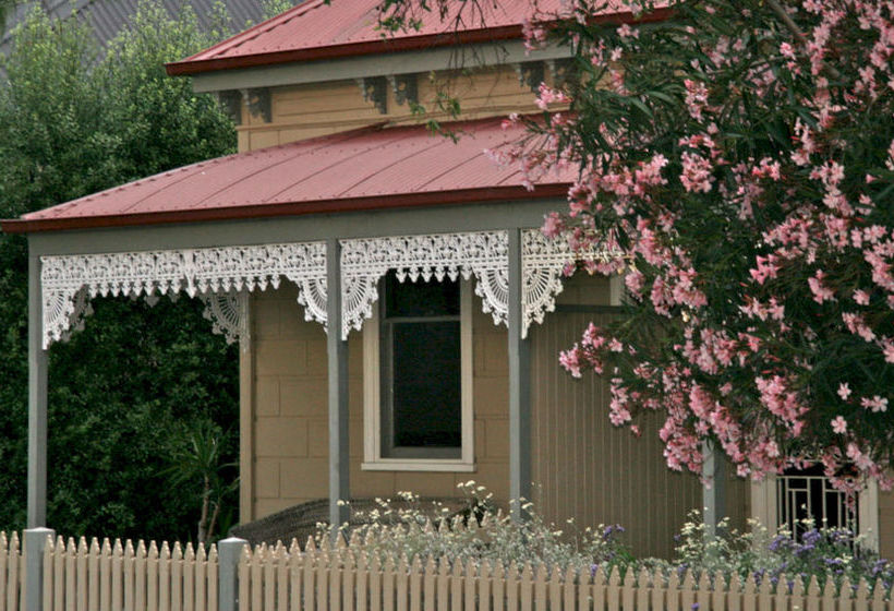 Captains Retreat Bed & Breakfast | Williamstown | Victoria | Australia 1