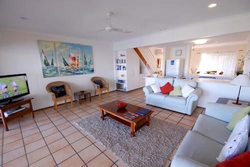 Hotel Noosa Entrance Waterfront Resort | Noosaville | Queensland | Australia 2