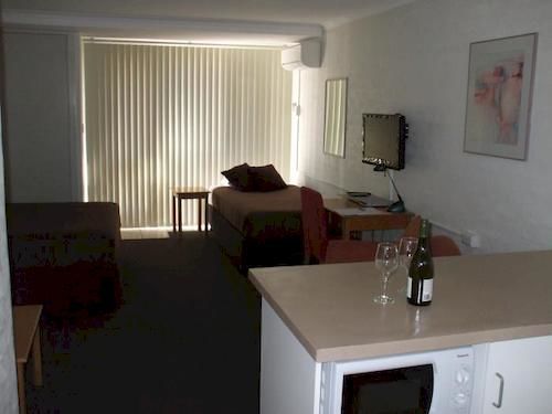 Summer East Serviced Apartments | Orange | New South Wales | Australia 5