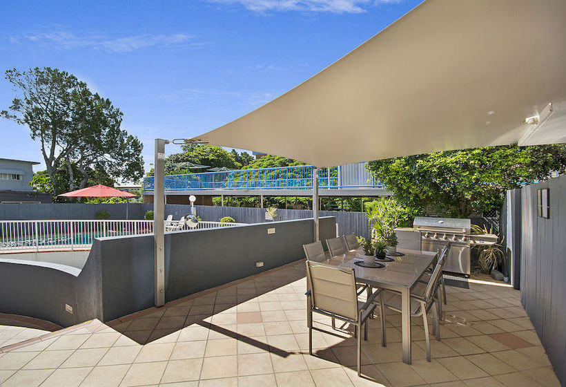 Sandy Shores | Caloundra | Queensland | Australia 3