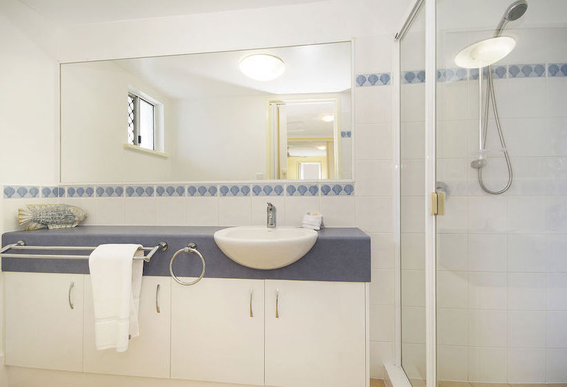 Sandy Shores | Caloundra | Queensland | Australia 7