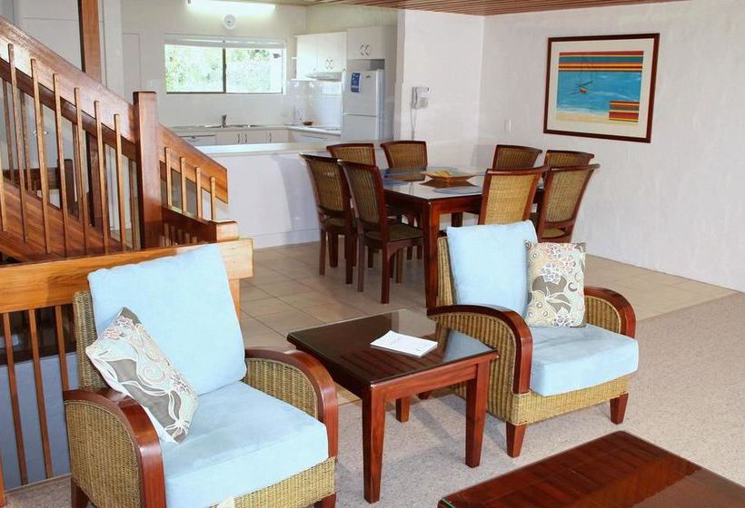 Palm Court Noosa | Noosa Heads | Queensland | Australia 4