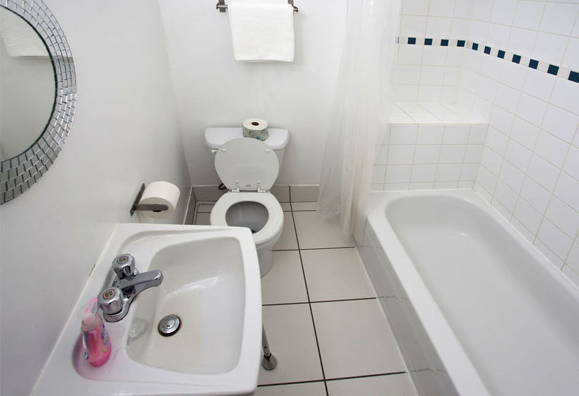 Pensione Popolo | Montreal | Quebec | Canada 9