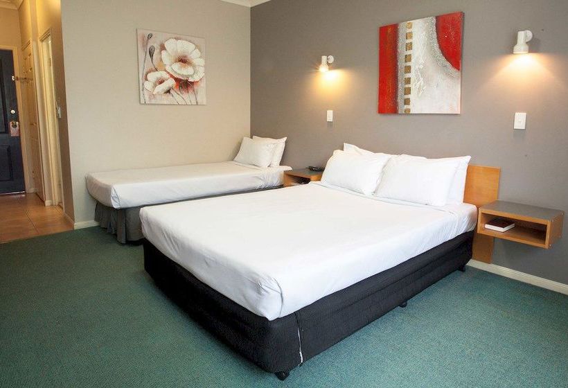 Hotel Springwood Motor Inn | Springwood | Queensland | Australia 3