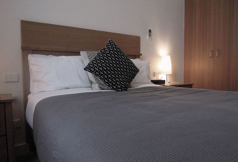 Hotel The Plough | Footscray | Victoria | Australia 18