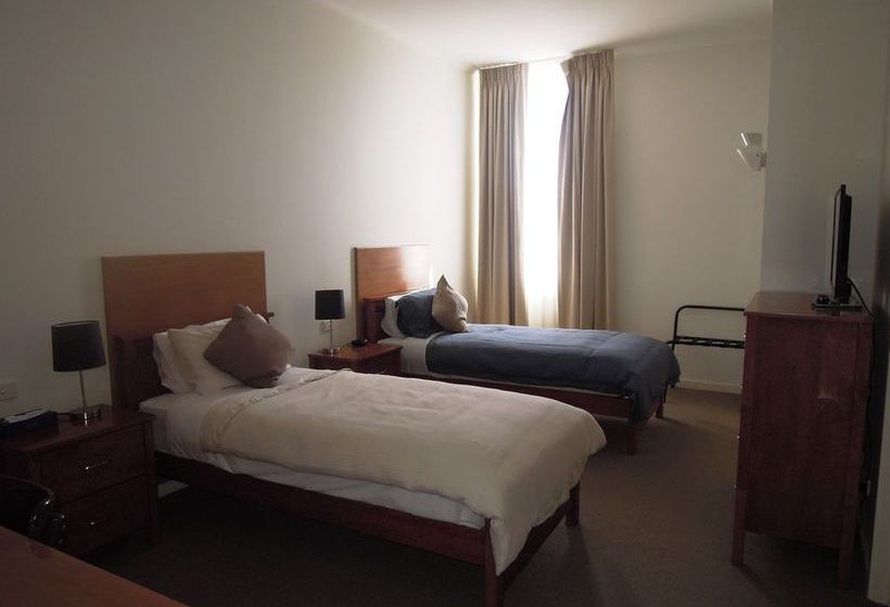 Hotel The Plough | Footscray | Victoria | Australia 4