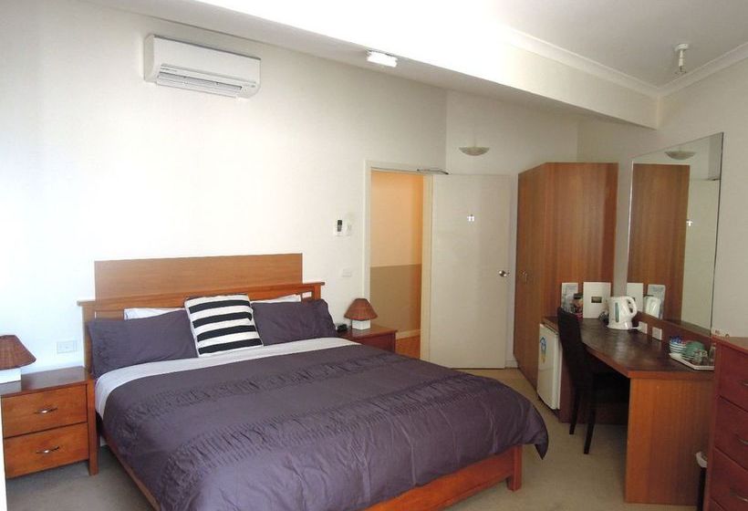 Hotel The Plough | Footscray | Victoria | Australia 8