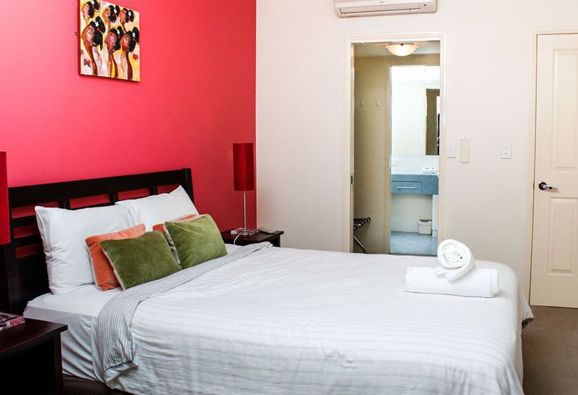 North Cove Waterfront Suites | Cairns | Queensland | Australia 2