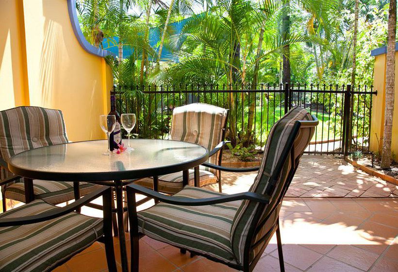 The York Beachfront Holiday Apartments | Yorkeys Knob | Queensland | Australia 1