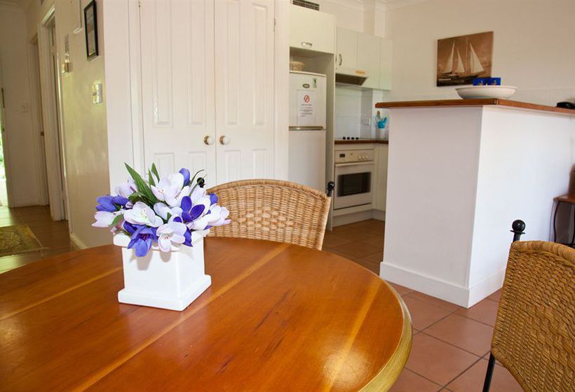 The York Beachfront Holiday Apartments | Yorkeys Knob | Queensland | Australia 6