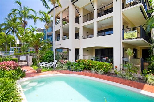Mediterranean Beachfront Apartments | Yorkeys Knob | Queensland | Australia 14