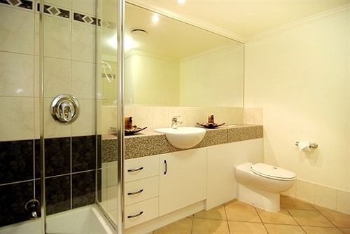 Mediterranean Beachfront Apartments | Yorkeys Knob | Queensland | Australia 6