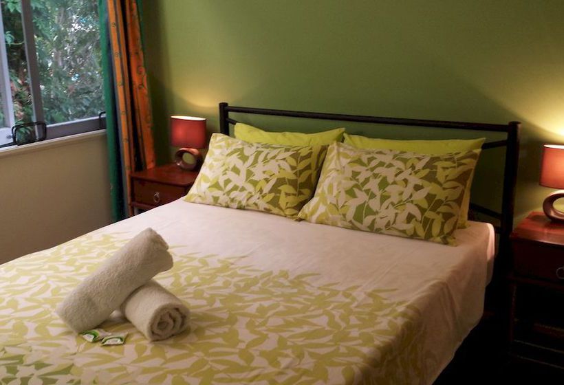 Pension Arcadia Beach Guest House | Arcadia | Queensland | Australia 4