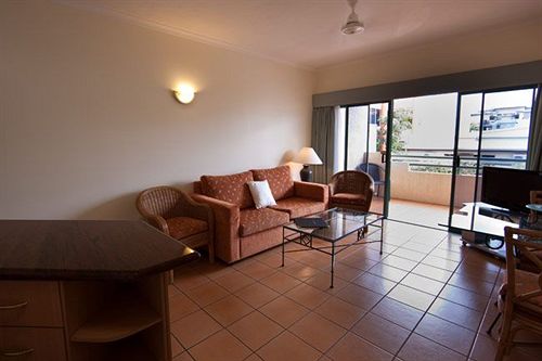 Mid City Luxury Suites | Cairns | Queensland | Australia 4