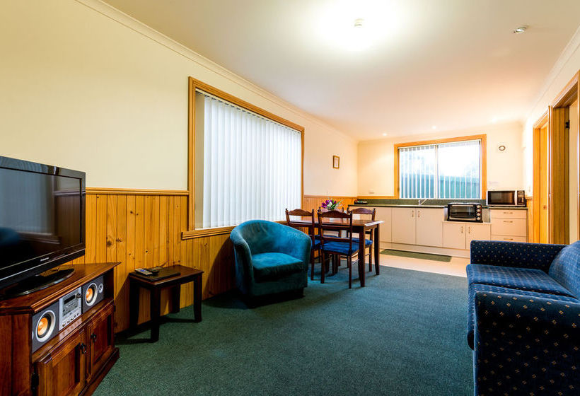 Driftwood Strahan Villas | Strahan | Tasmania | Australia 20