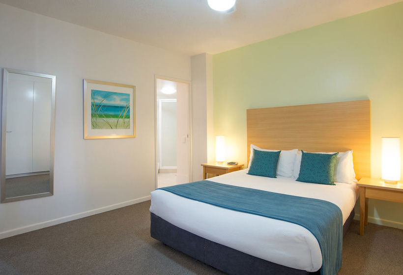 Sandy Point Beach Resort | Labrador | Queensland | Australia 11