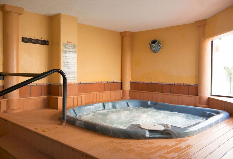 Sandy Point Beach Resort | Labrador | Queensland | Australia 18