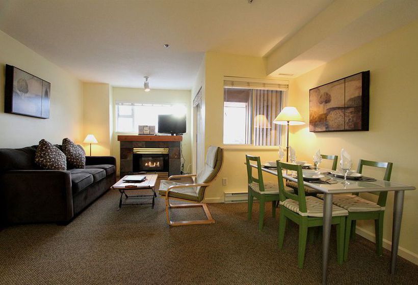 Hotel Resortquest Marketplace Lodge | Whistler | British Columbia | Canada 15