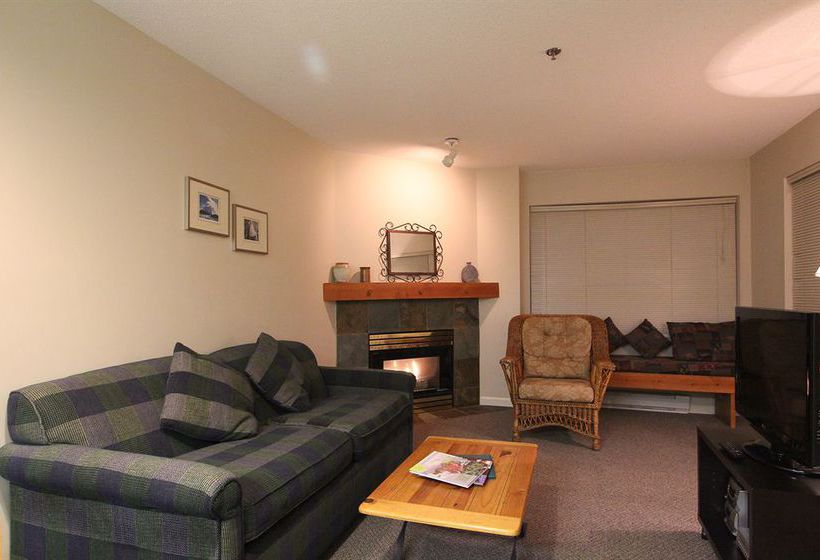 Hotel Resortquest Marketplace Lodge | Whistler | British Columbia | Canada 20