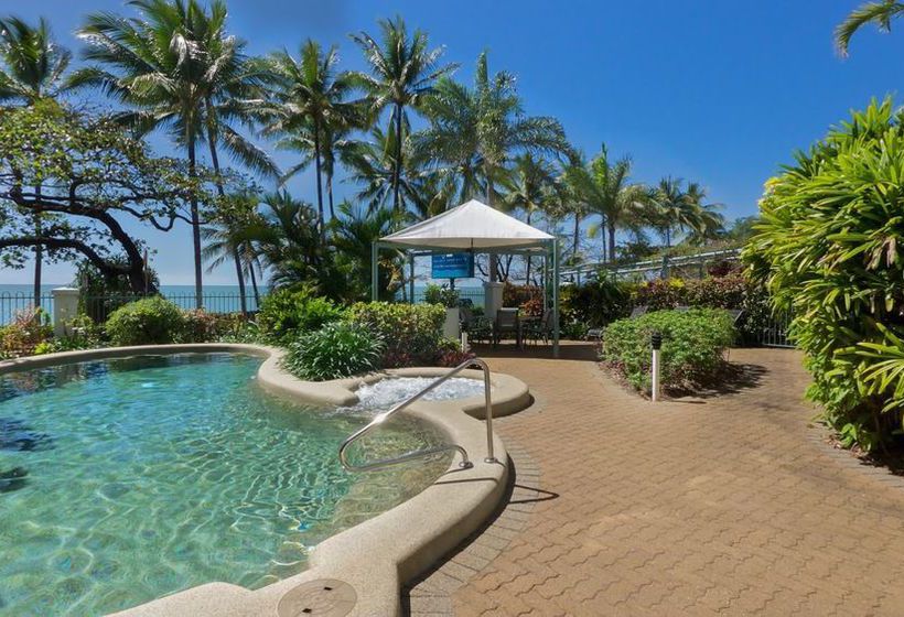 Trinity Waters Boutique Beachfront | Trinity Beach | Queensland | Australia 1