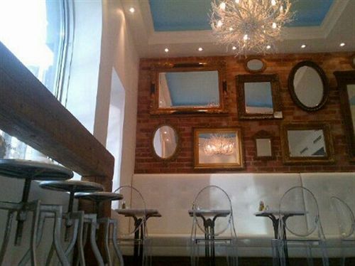 Hotel Besixfifty Boutique | Toronto | Ontario | Canada 17