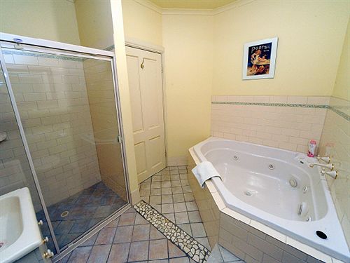 St Helens Country Cottages Clare