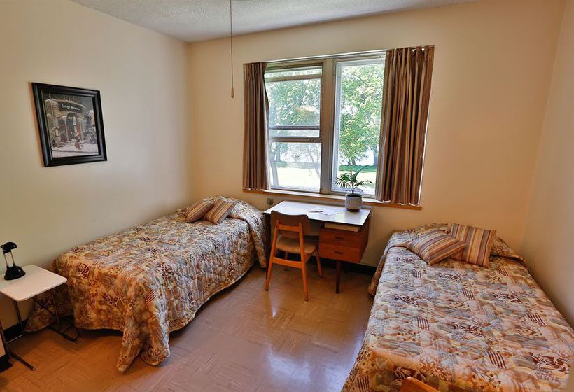 Hotel Manoir D'youville | Chateauguay | Quebec | Canada 15