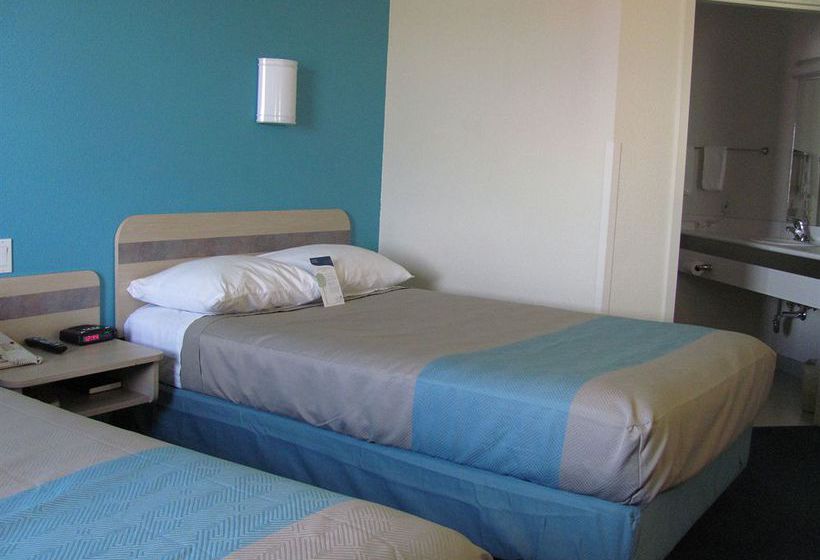 Motel 6 Stony Plain | Stony Plain | Alberta | Canada 3