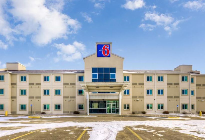 Motel 6 Estevan Sk | Estevan | Saskatchewan | Canada 13