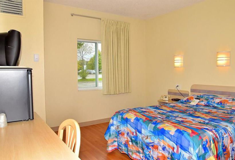 Motel 6 Toronto East - Whitby | Whitby | Ontario | Canada 13