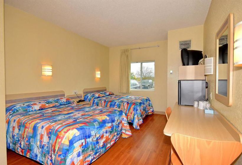 Motel 6 Toronto East - Whitby | Whitby | Ontario | Canada 15