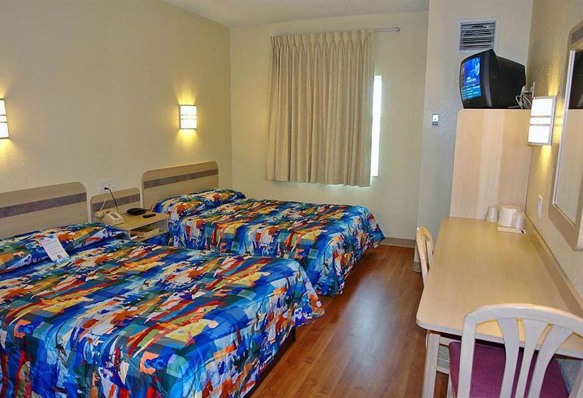 Motel 6 Toronto East - Whitby | Whitby | Ontario | Canada 2