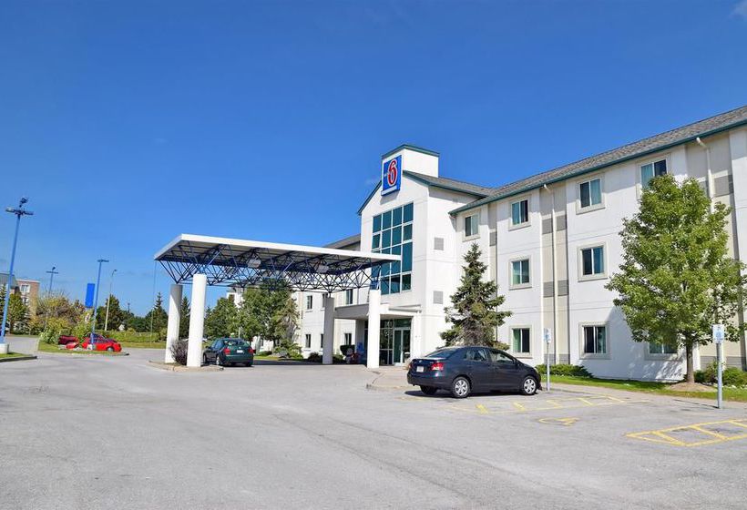 Motel 6 Toronto East - Whitby | Whitby | Ontario | Canada 8