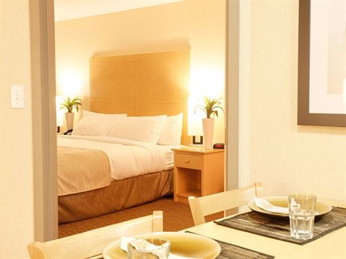 Hotel Pomeroy Inn And Suites Vegreville | Vegreville | Alberta | Canada 3