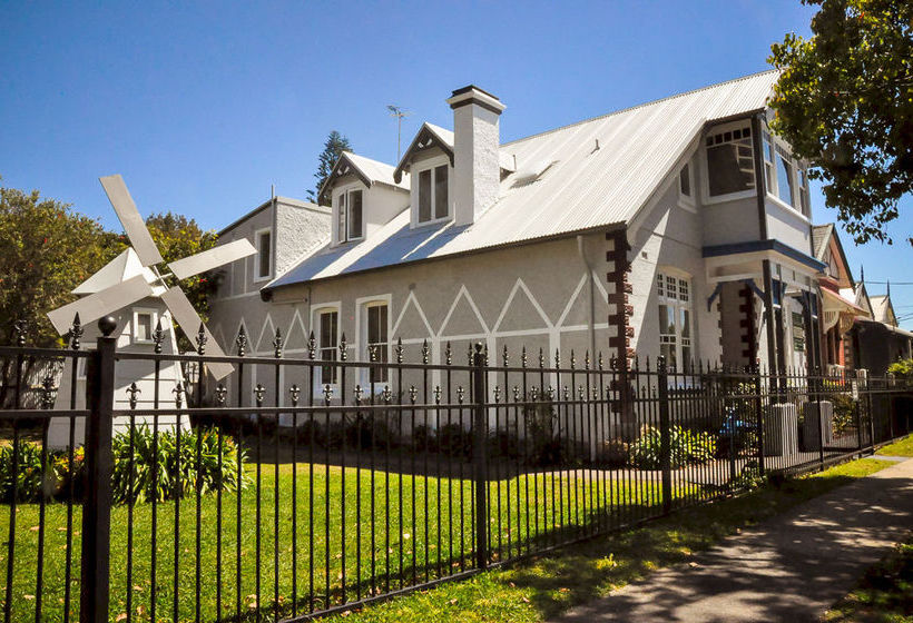 Hotel The Outback Lodge Pty Ltd | Manly | New South Wales | Australia 14