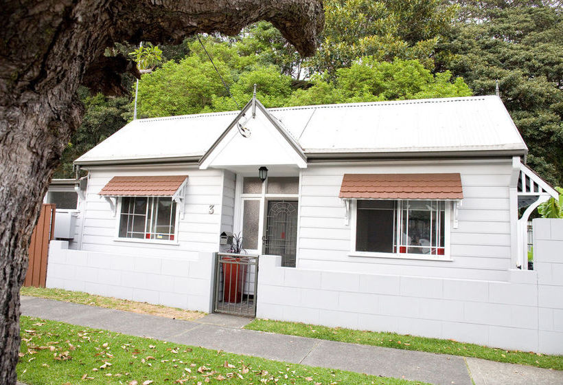 Hotel The Outback Lodge Pty Ltd | Manly | New South Wales | Australia 19